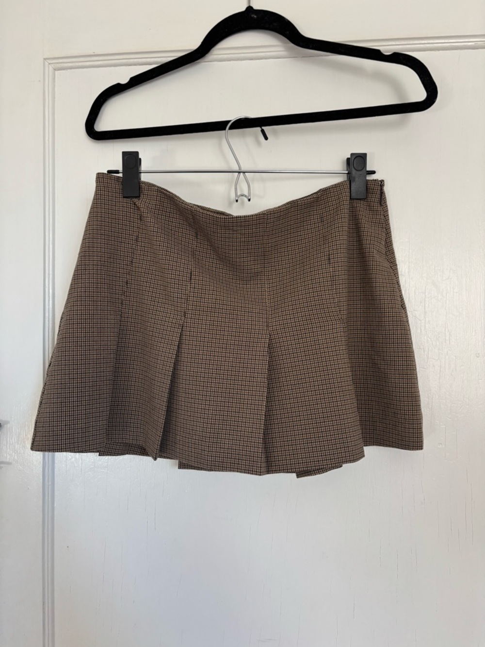 Abercrombie & Fitch Pleated Mini Skirt